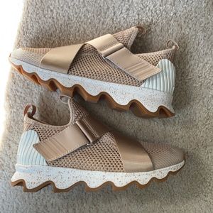 Sorel Pink Kinetic Tennis Shoes